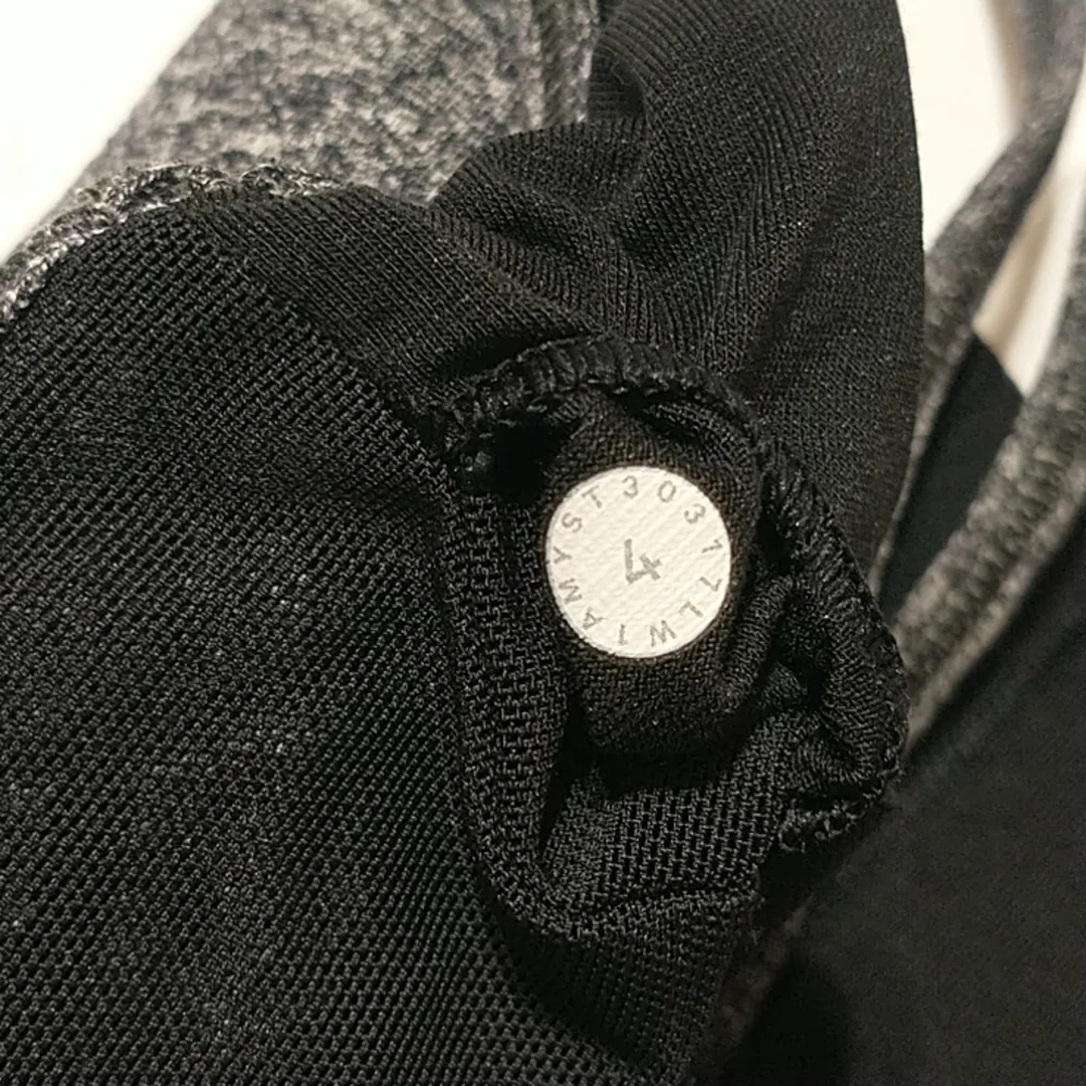 Lululemon athletic grey tank top in size 4 - Picture 4 of 9